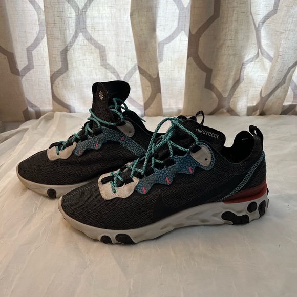 Nike React- like brand new but worn once- m8 - Picture 2 of 6